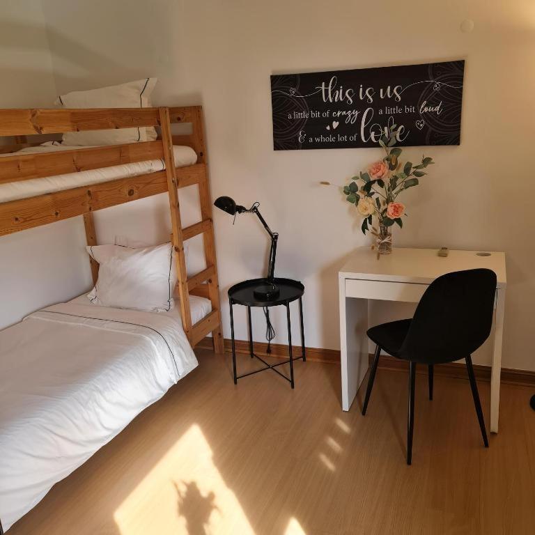 Kubata Hill Hotel Parede Kültér fotó